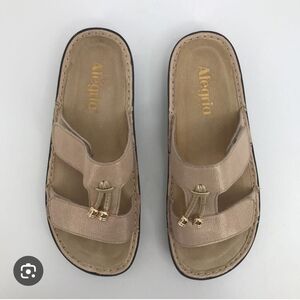 Alegria Penny Sandals In Gold Size 37 Or 7